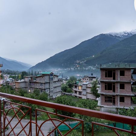 Pristine Inn Manali Exterior foto